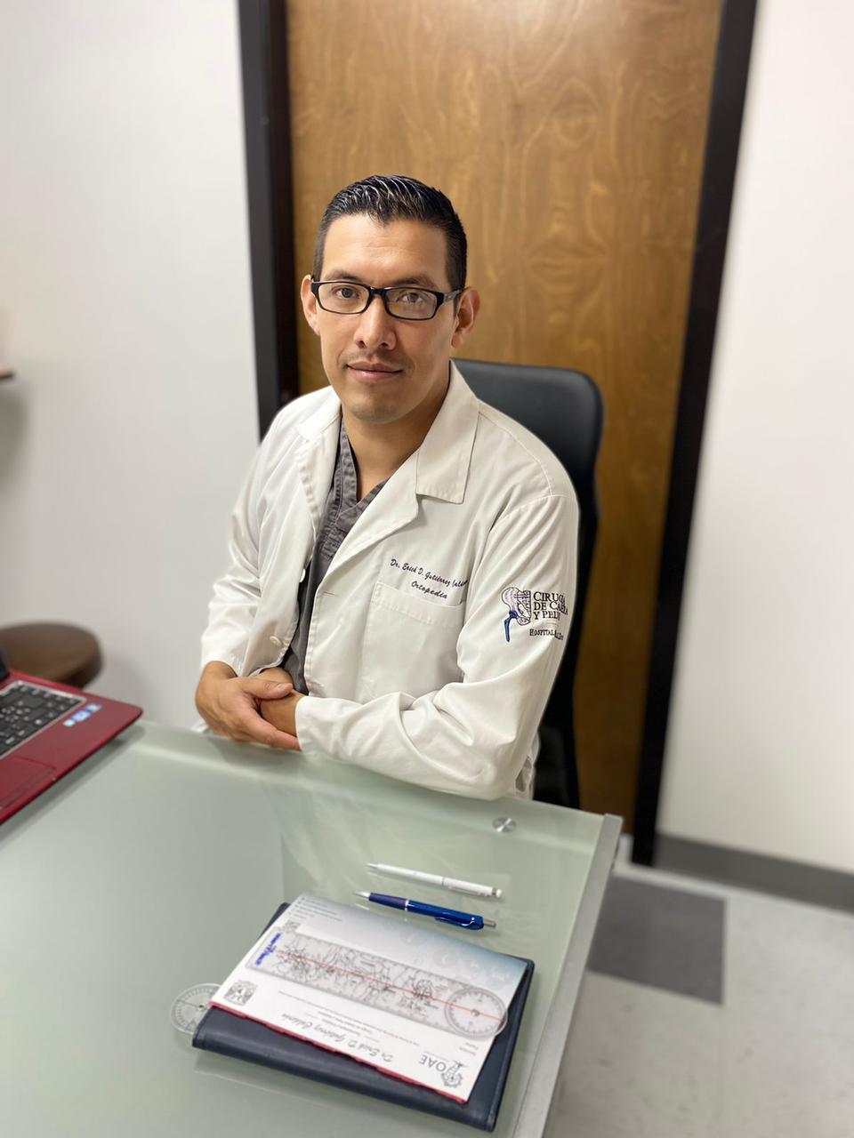 Dr. Erick Daniel Gutierrez Calderón