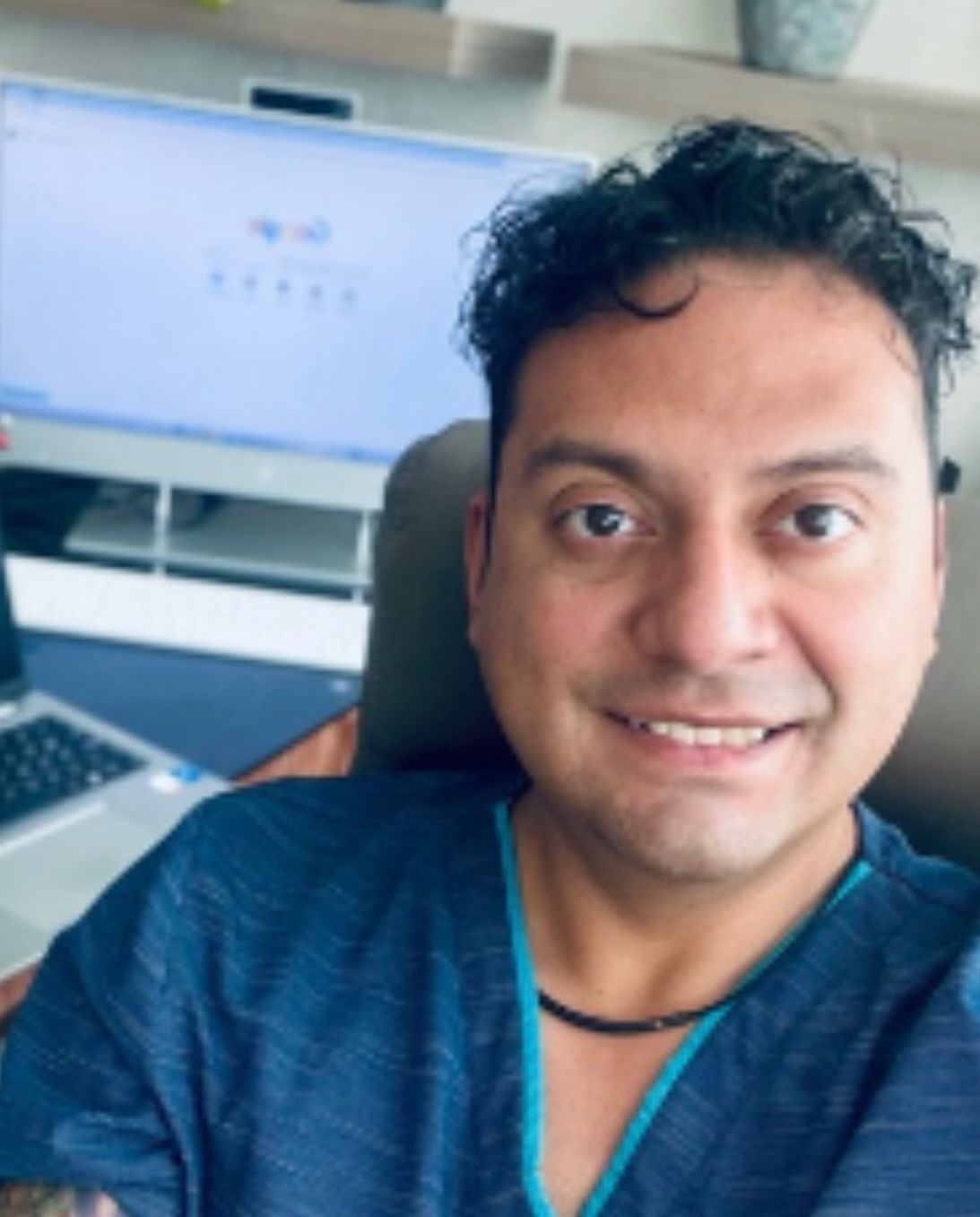 Dr. Juan Carlos Valle Cuna